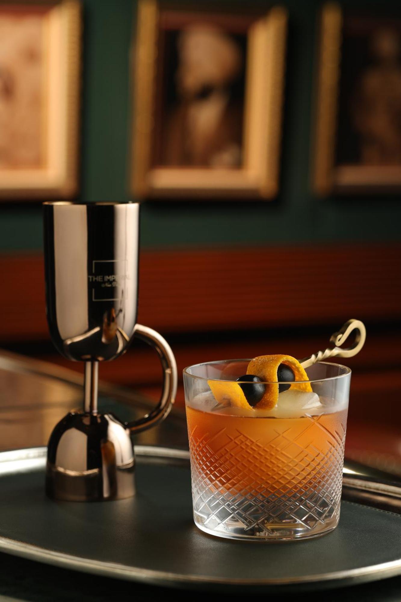 Hotel The Imperial, Nuova Delhi Esterno foto A cocktail