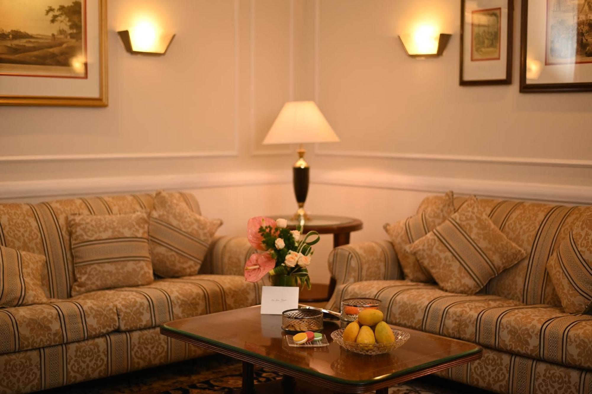 Hotel The Imperial, Nuova Delhi Esterno foto A living room