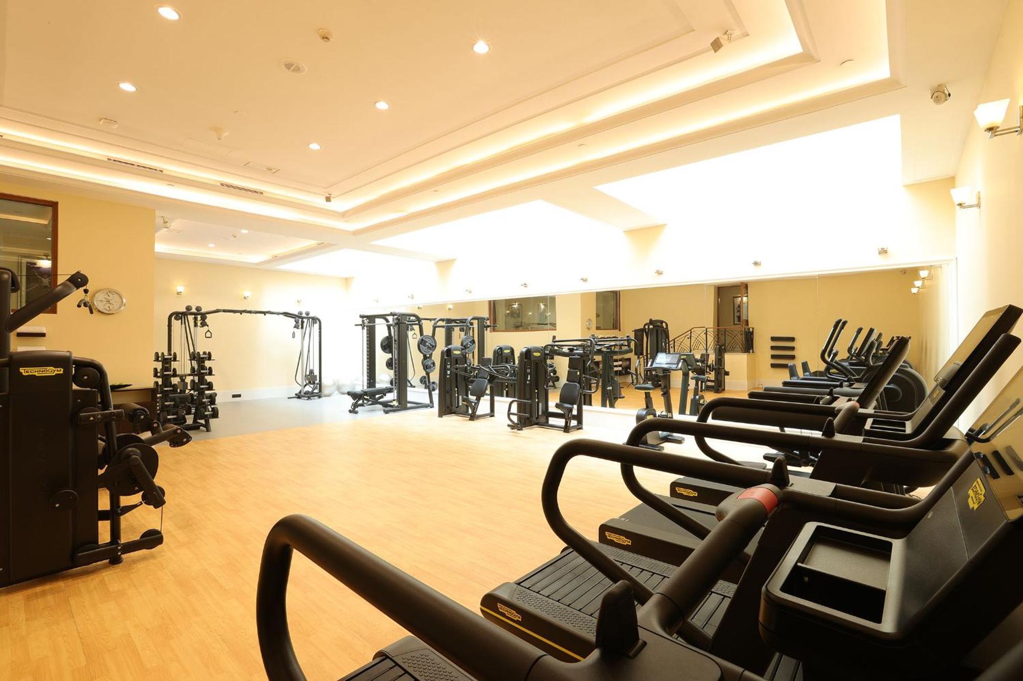 Hotel The Imperial, Nuova Delhi Esterno foto The gym at the hotel