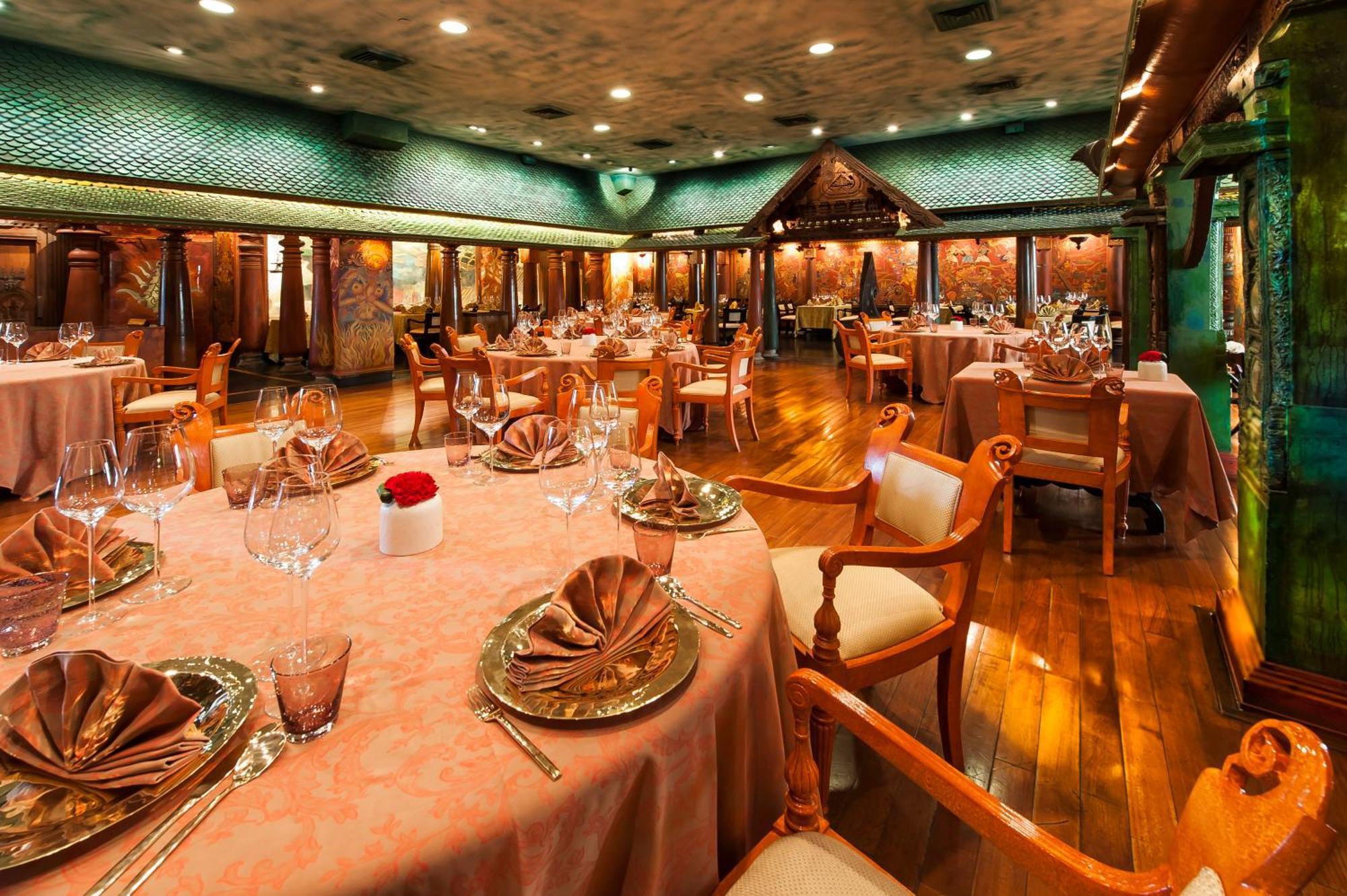 Hotel The Imperial, Nuova Delhi Esterno foto Restaurant interior