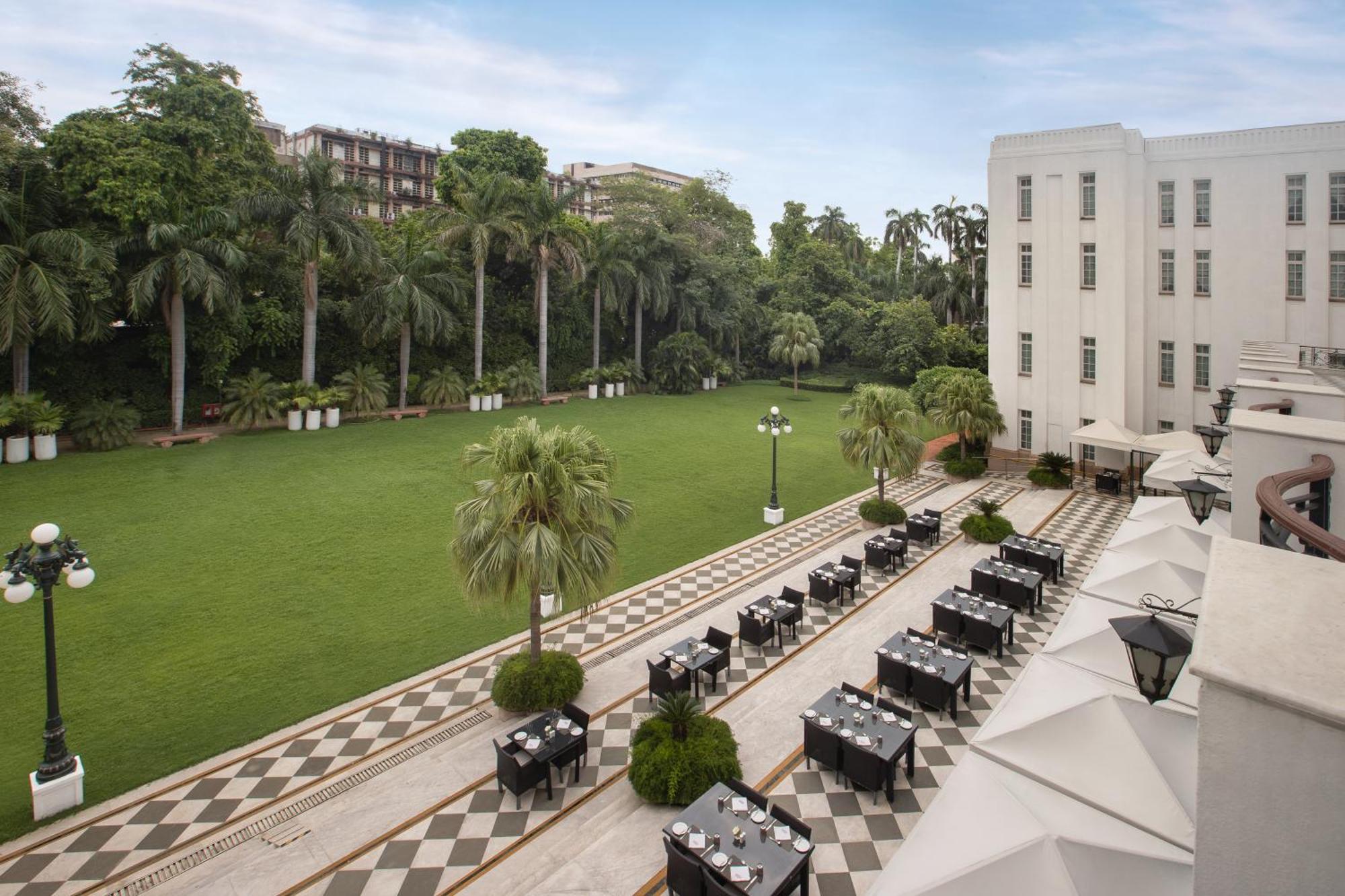 Hotel The Imperial, Nuova Delhi Esterno foto The Imperial lawn